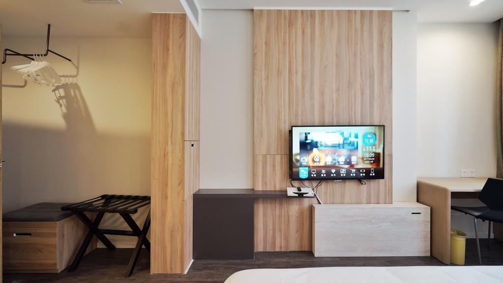Hanting Premium Hotel Shanghai South Xizang Road Extérieur photo